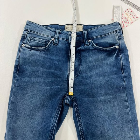 Free People Womens Jeans Size 24 High Rise Busted Knee Skinny Jeans Blue 24 - Picture 6 of 9